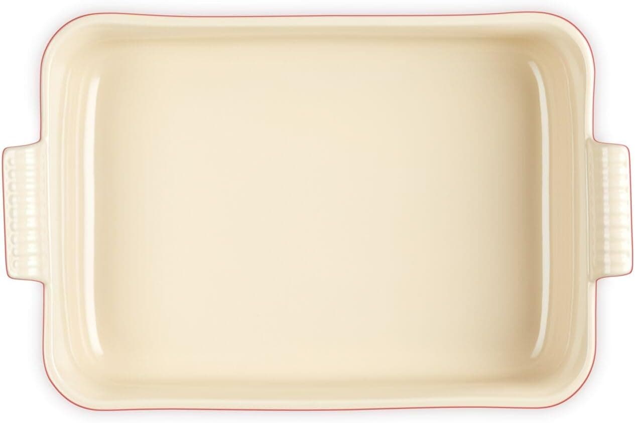 Le Creuset Heritage Deep Rectangular Lasagna Dish - Cerise thumbnail 4