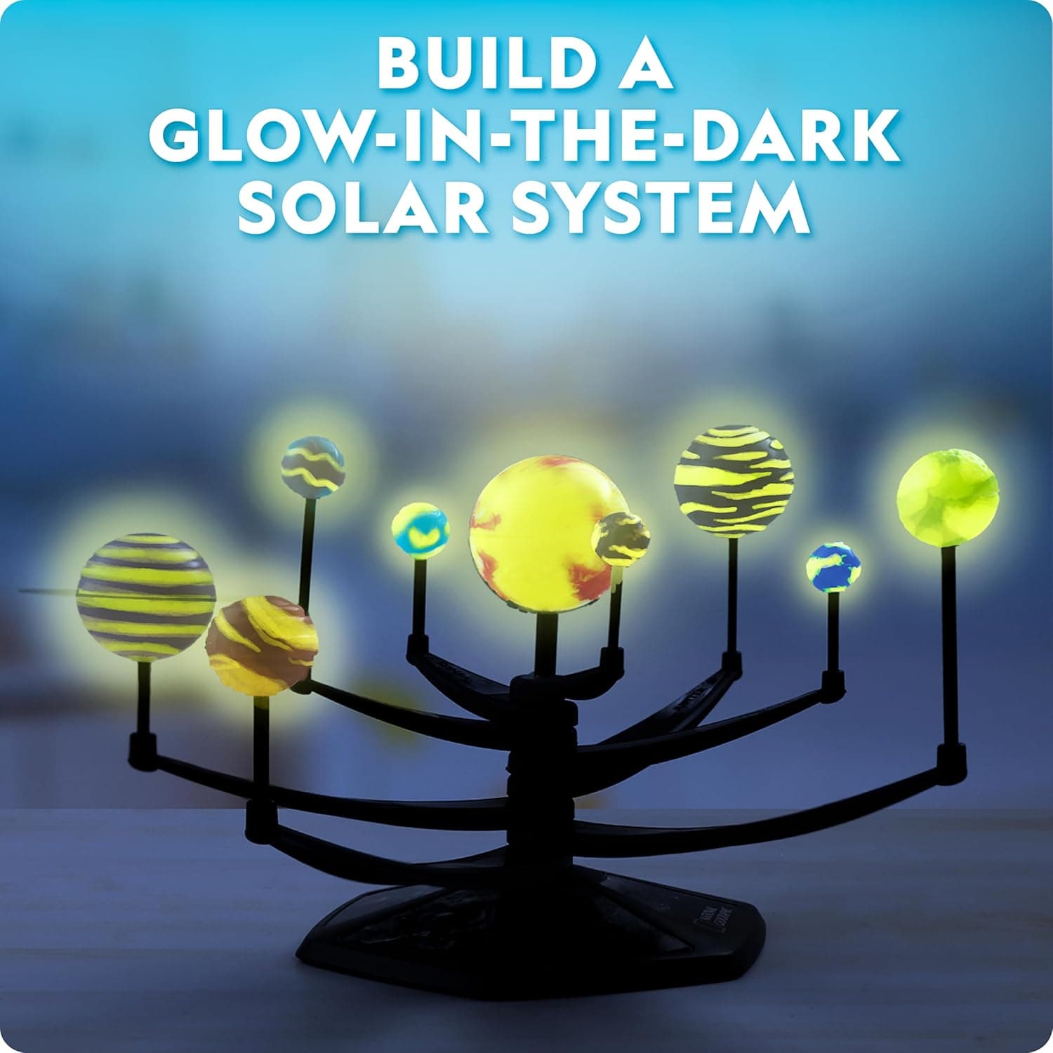 National Geographic Glow-in-the-Dark Solar System Model Kit thumbnail 2