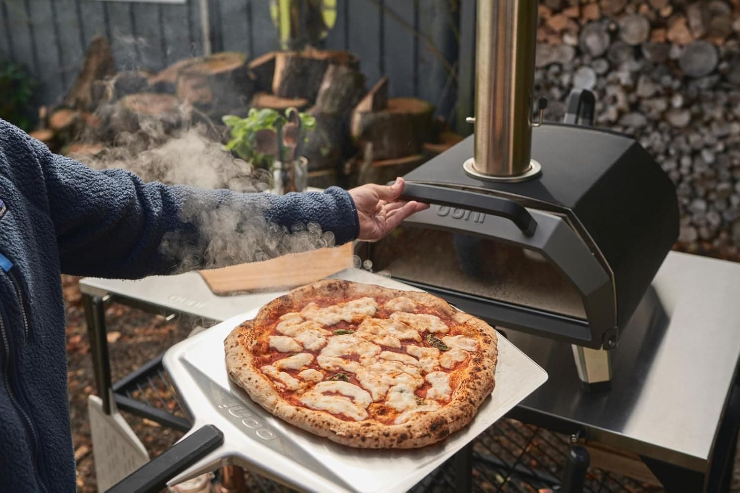 Ooni Karu 2 Pro Multi-Fuel Pizza Oven thumbnail 3