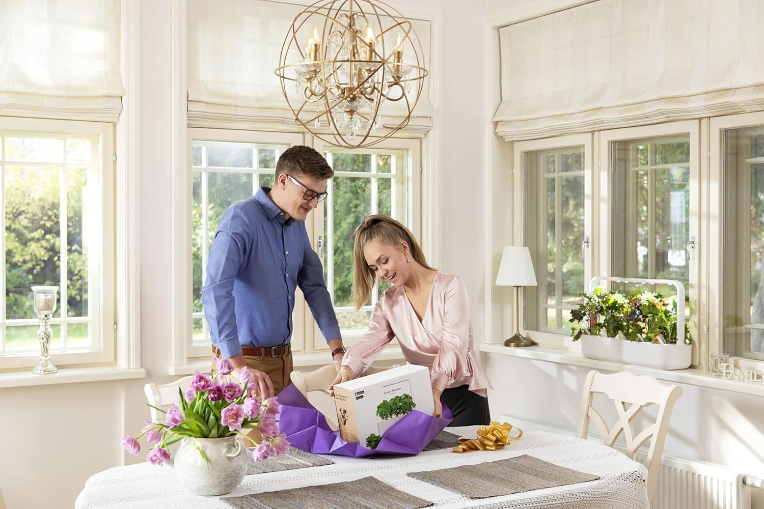 Click & Grow Indoor Herb Garden Kit with Grow Light thumbnail 3