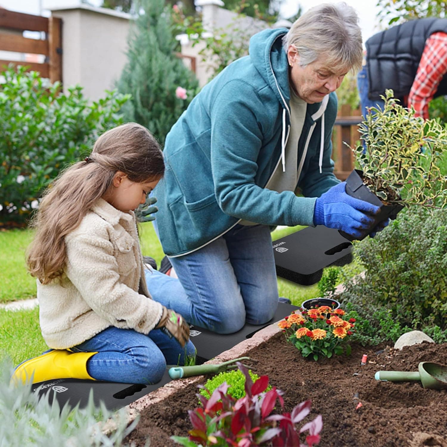 WORKPRO Extra Thick Kneeling Pad, Soft Foam Cushioning for Knee, Large Foam Kneeler Mat for Gardening, Bathing Baby, Workout Supplies, 17.5 x 11 x 1.5 in, Black : Tools &amp; Home Improvement thumbnail 2