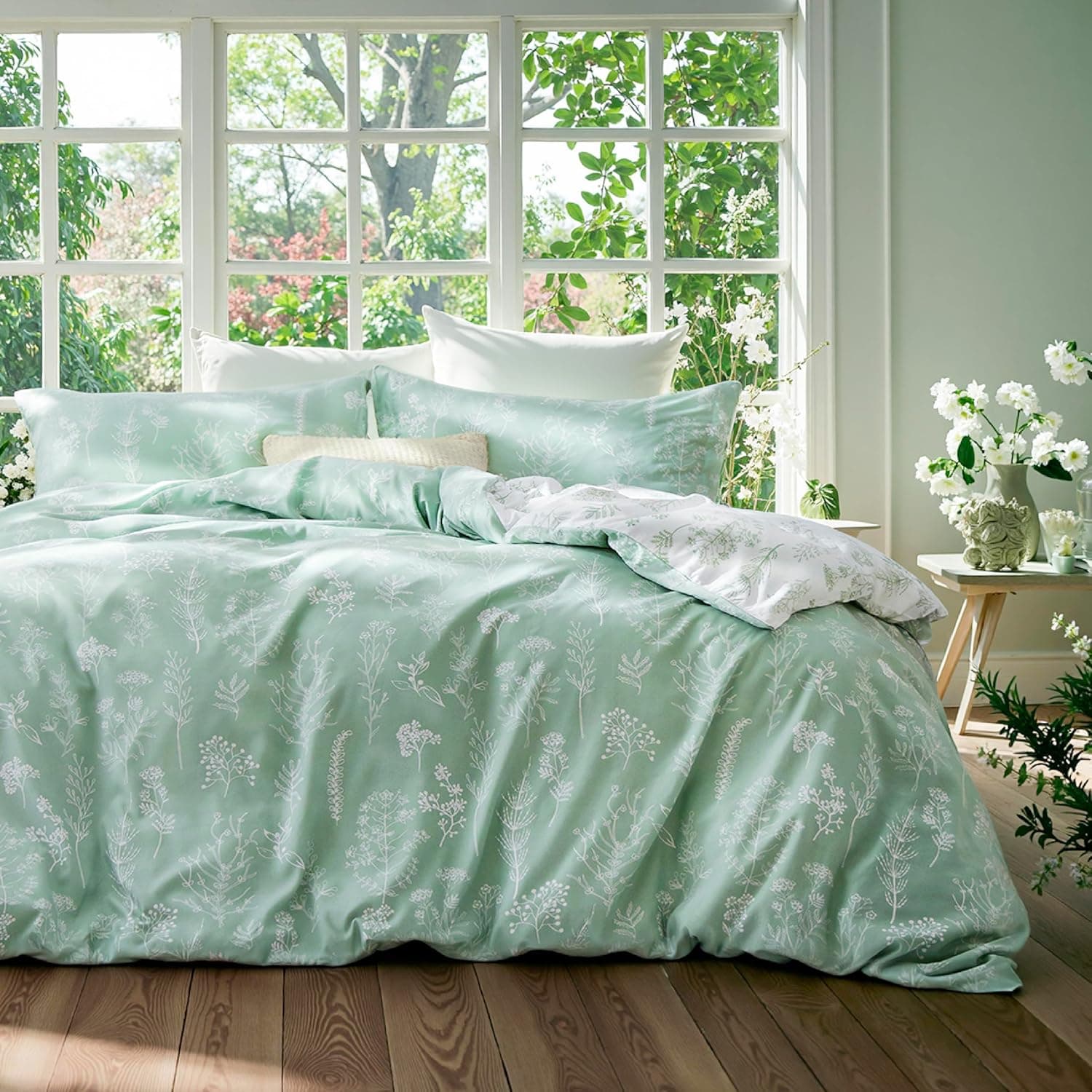 Bedsure Reversible Green Duvet Cover Set Queen — Spring Gift Ideas gift idea